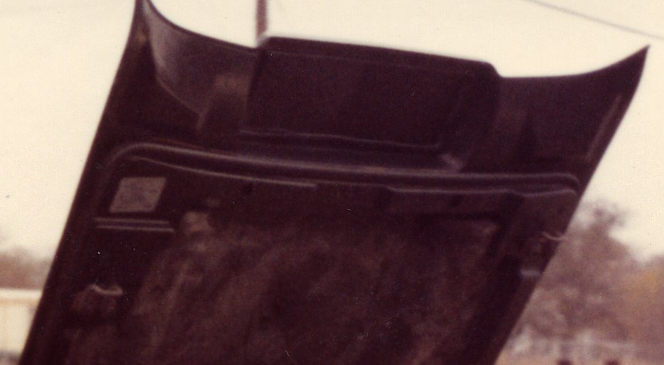 Underside of hood, 54,773 Bytes